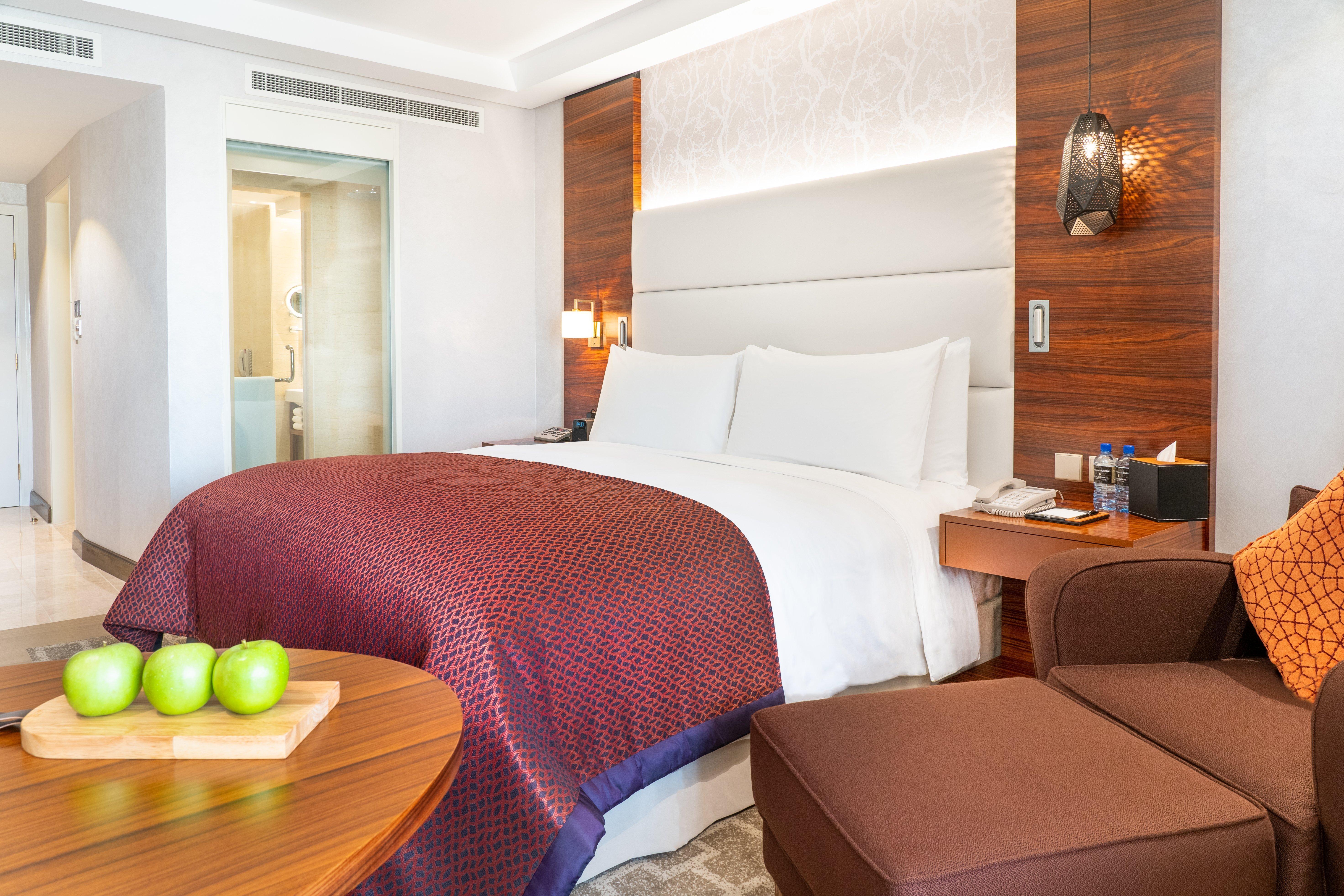 Intercontinental Bahrain, An Ihg Hotel Al Manamah Esterno foto A room at the hotel