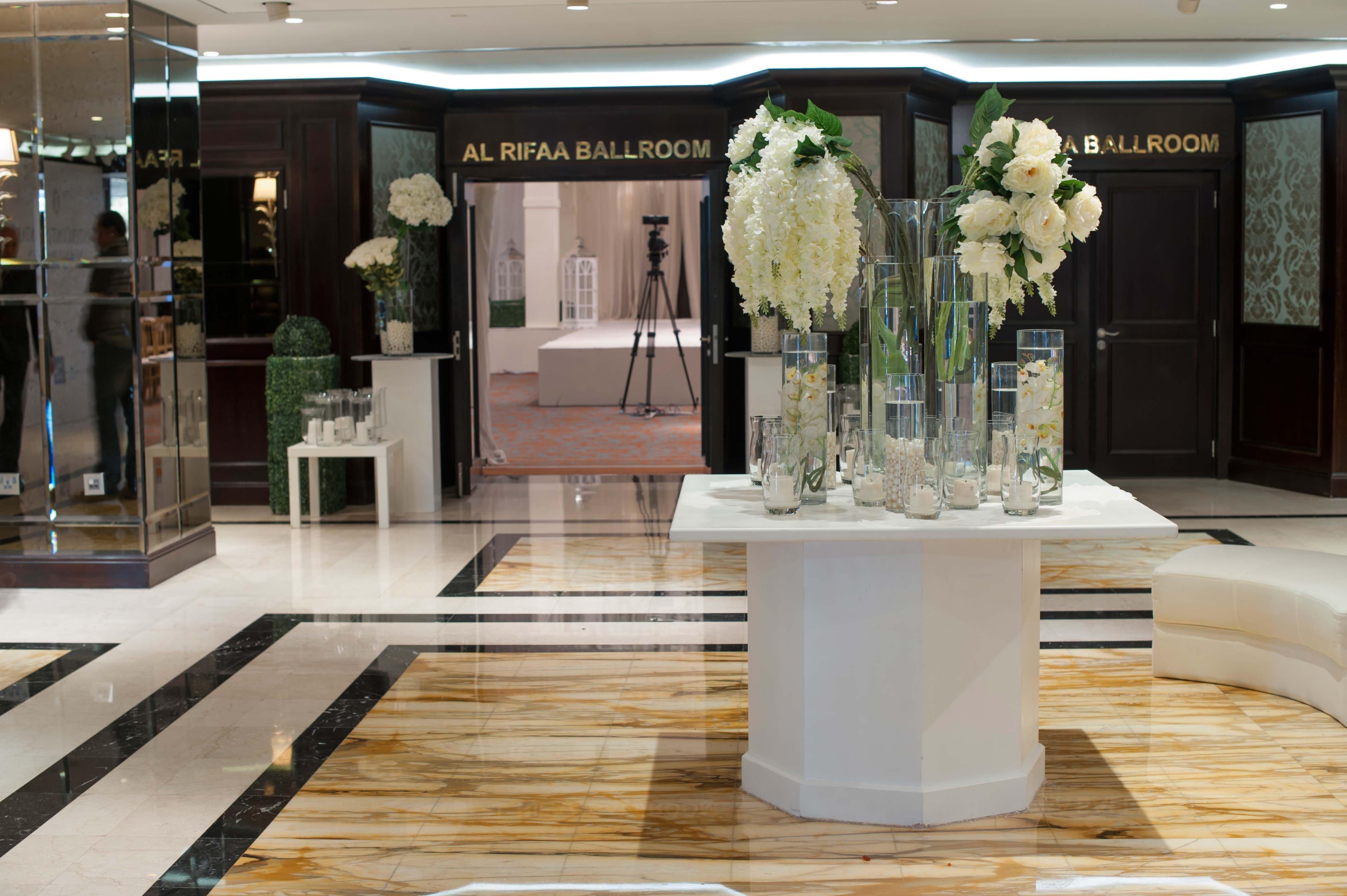 Intercontinental Bahrain, An Ihg Hotel Al Manamah Esterno foto Entrance to the ballroom