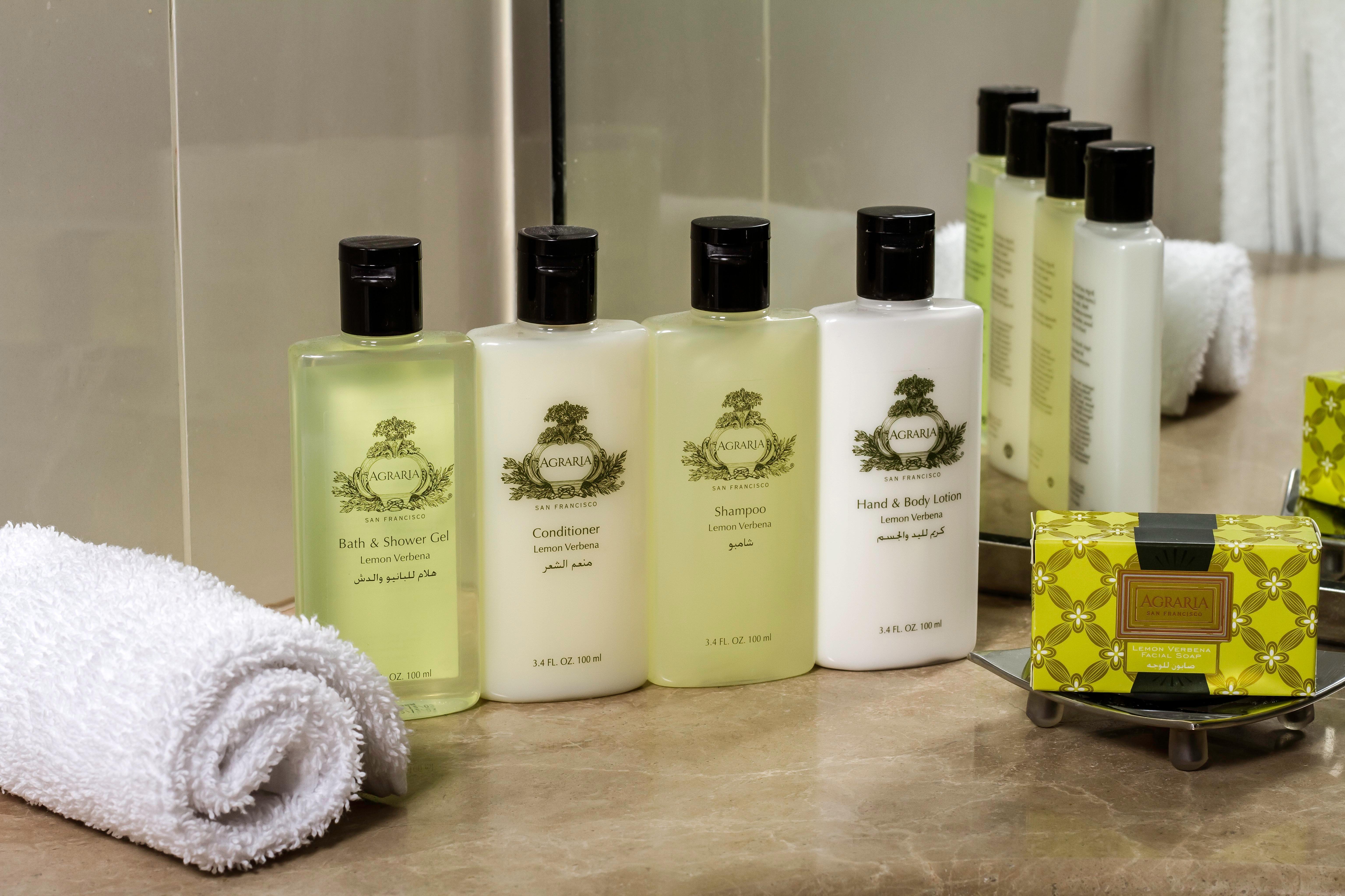 Intercontinental Bahrain, An Ihg Hotel Al Manamah Esterno foto The White Company toiletries