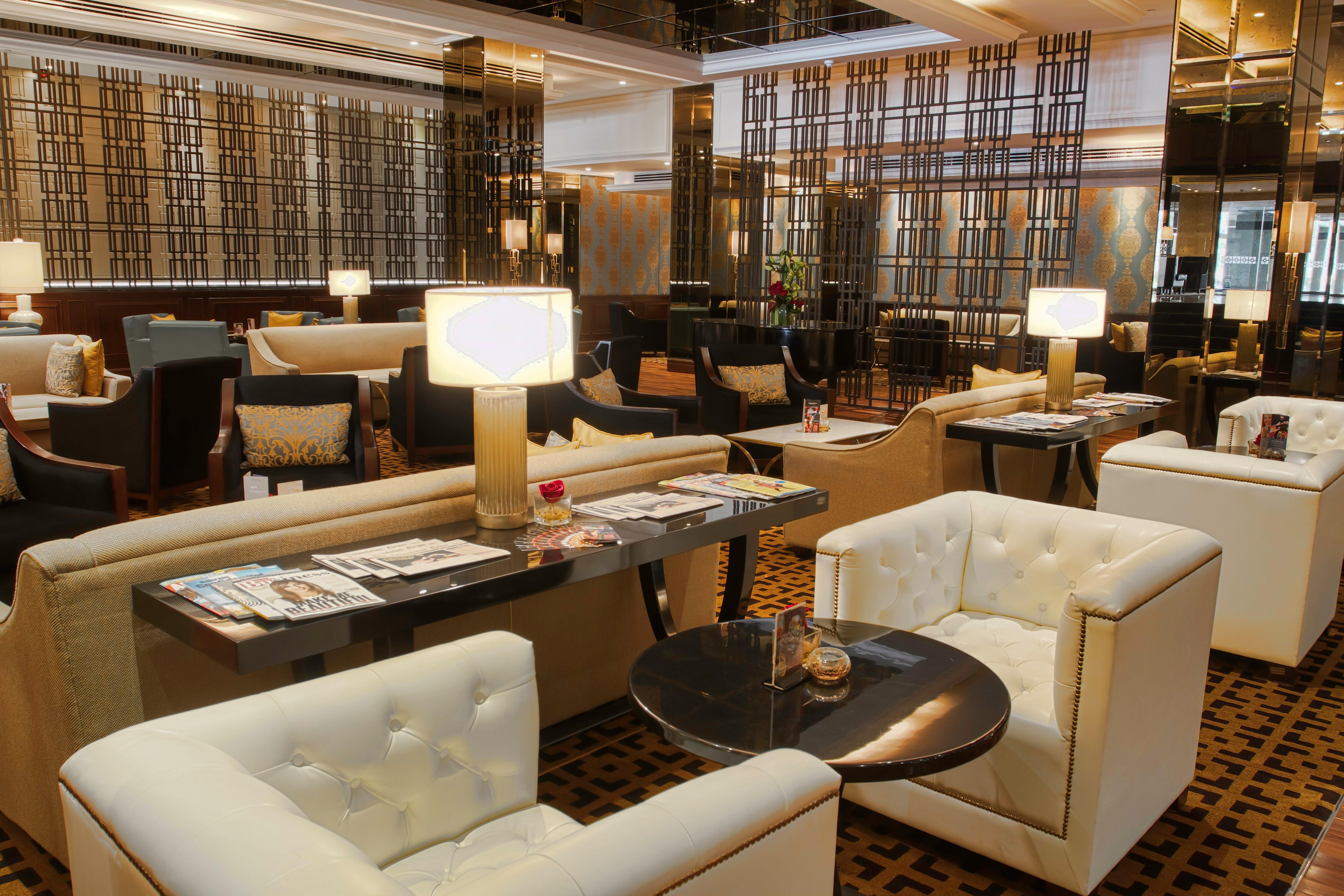 Intercontinental Bahrain, An Ihg Hotel Al Manamah Esterno foto The lounge at the airport