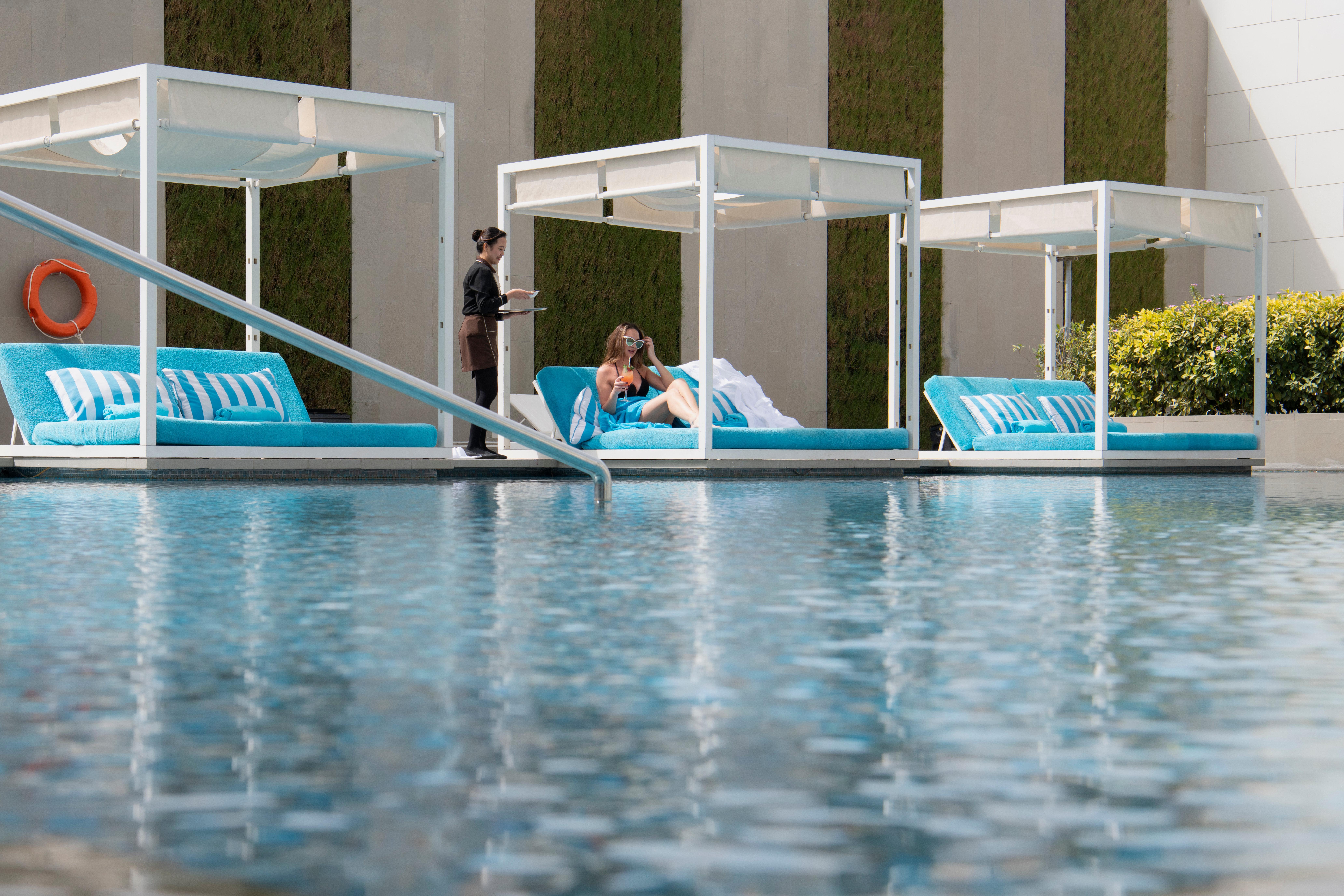 Intercontinental Bahrain, An Ihg Hotel Al Manamah Esterno foto The pool at the hotel